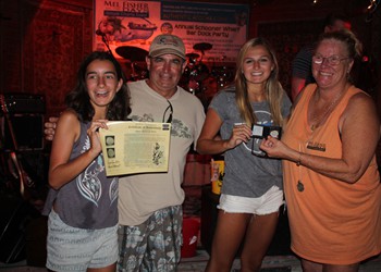 Lindsay Lewis (3rd from left) won the Atocha Coin & got congrats from Stevie, Dave & Taffi. 